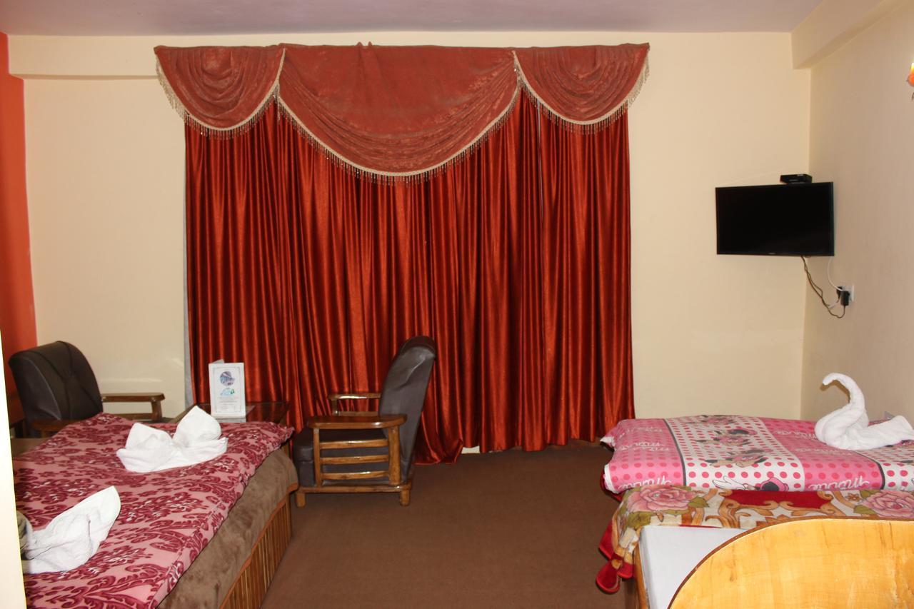 Hotel Ocean Blue Manali Eksteriør bilde